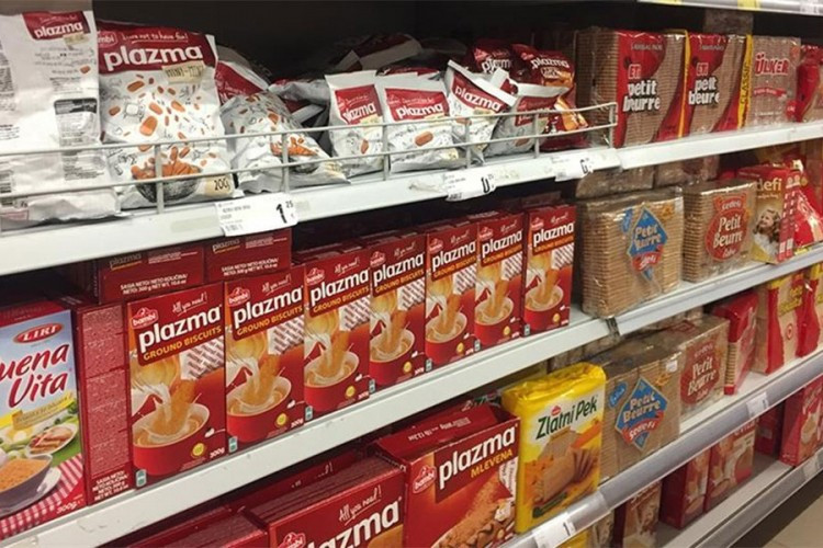 Srpski proizvodi paljeni i u Dečanima