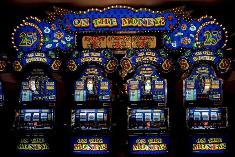 Časne sestre krale novac iz škole da bi se kockale u Vegasu