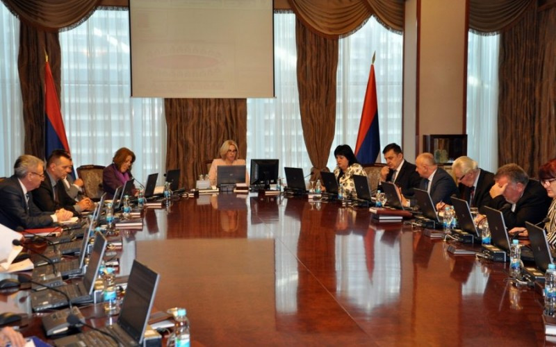 Posle 13 sati zasjedanja, Republika Srpska dobila vladu