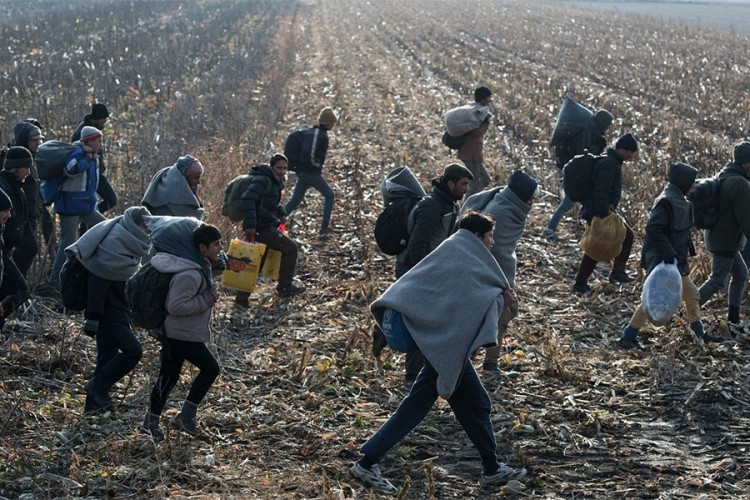 Policija do sada pronašla 4.400 migranata