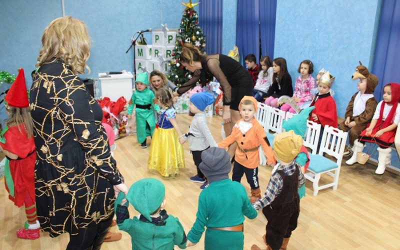 Najmlađi Ugljevičani priredili novogodišnju priredbu