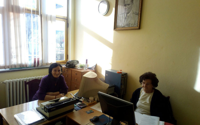 Pisaća mašina i Titova slika, zaustavljeno vrijeme u Gradiški