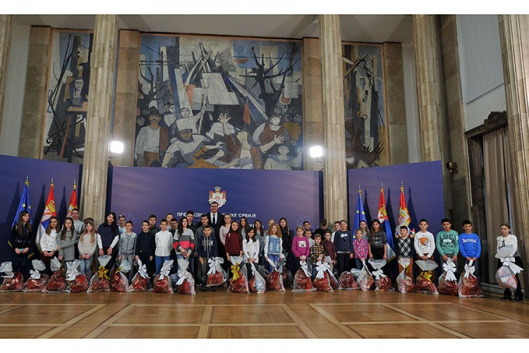 Želja mališana sa KiM: Da živimo mirno i lepo, da se vrate svi