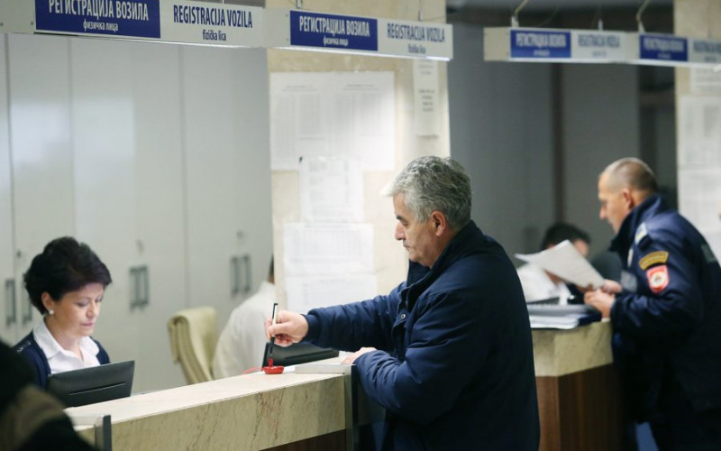 SKUPLJA REGISTRACIJA Od Nove godine vozači plaćaju i ekološku naknadu