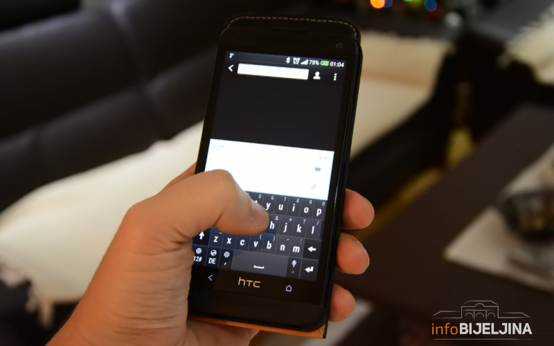 Korisnici m:tel-a poslali milione SMS poruka za Božić i Novu godinu