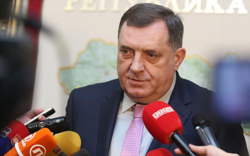 Dodik: Zahvalan sam Čoviću na njegovom prisustvu na Dan Republike