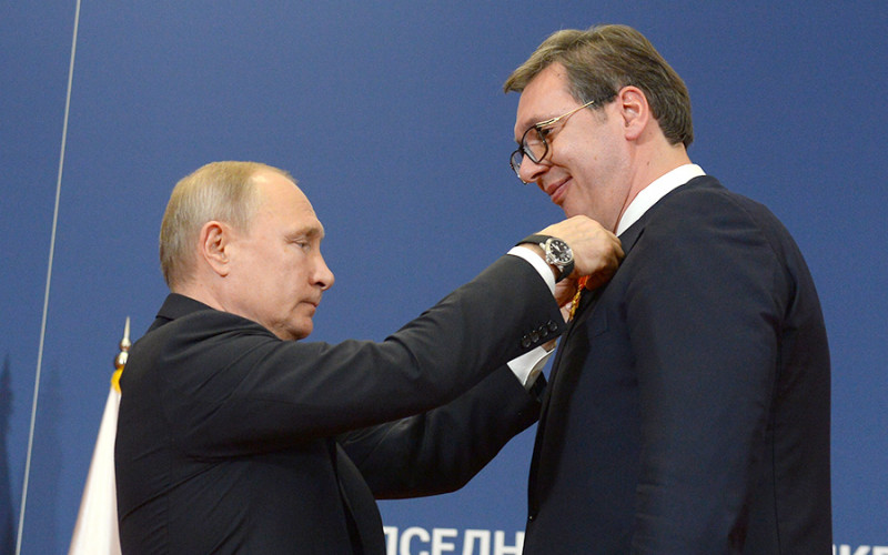 Putin uručio orden Vučiću