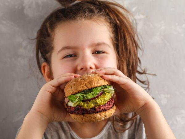 Veganska ishrana ‒ dobar izbor ili ozbiljna pretnja po zdravlje djece?