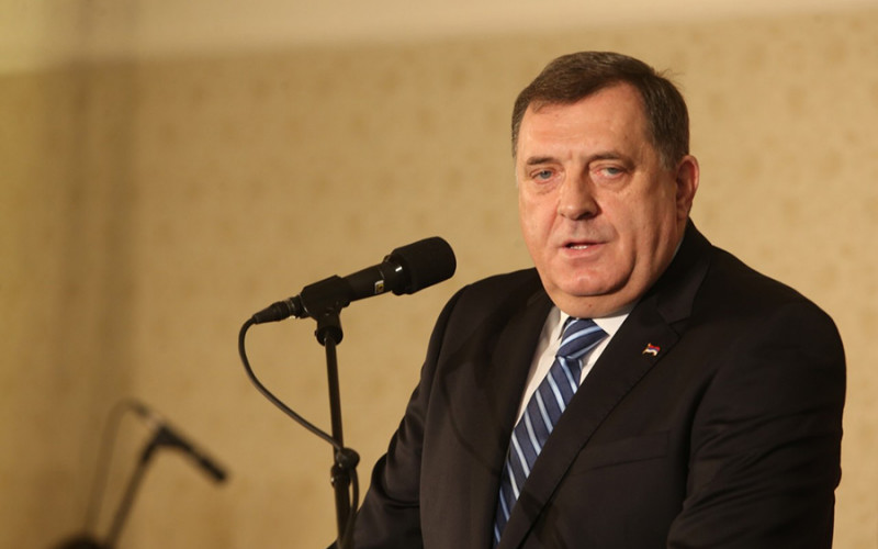 Dodik: BiH je zemlja apsurda, ne bih se usudio ništa prognozirati