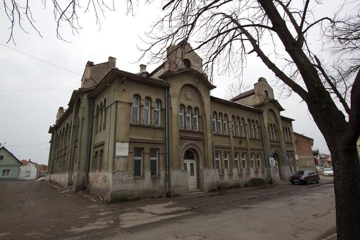 Počela rekonstrukcija Sokolskog doma: Za popravku spomenika potrebno milion maraka