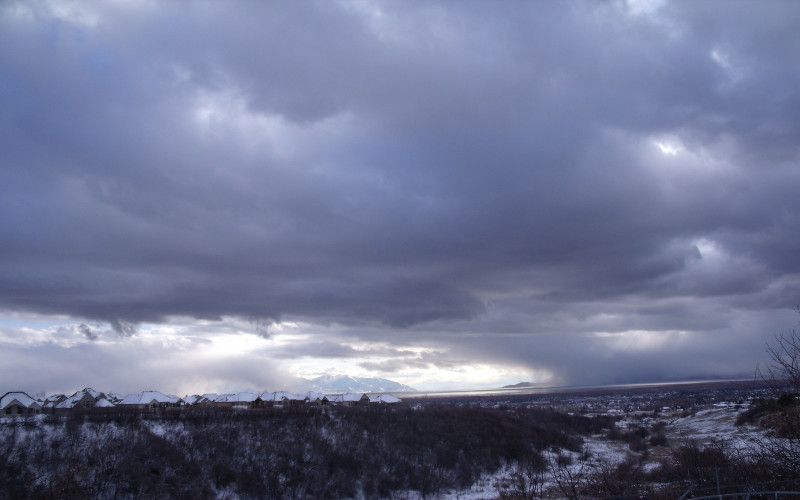 Sutra oblačno, sa mjestimičnim snijegom