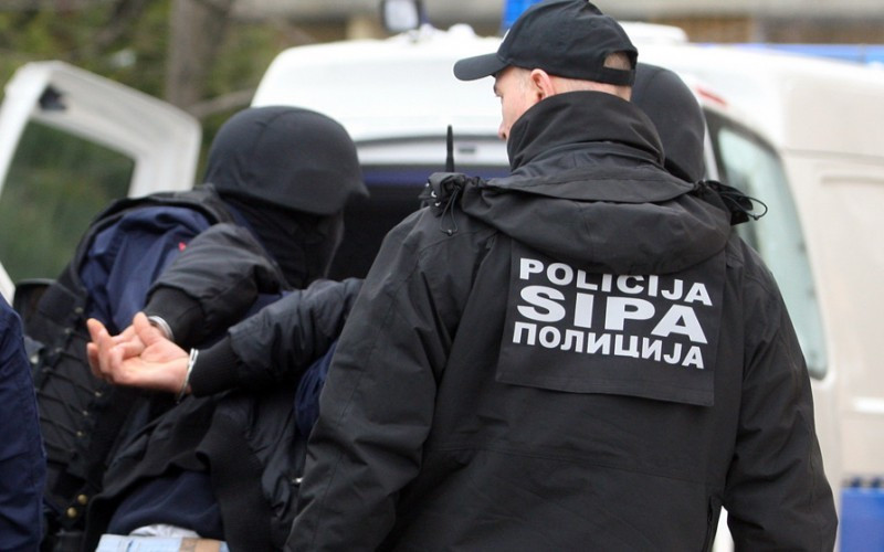 Pretresi širom BiH, uhapšeno 11 radnika Uprave za indirektno oporezivanje