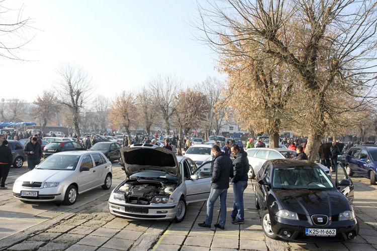 Uvoz polovnjaka na Euro 5 standard: Skuplji put do vozila, a ušteda kod majstora