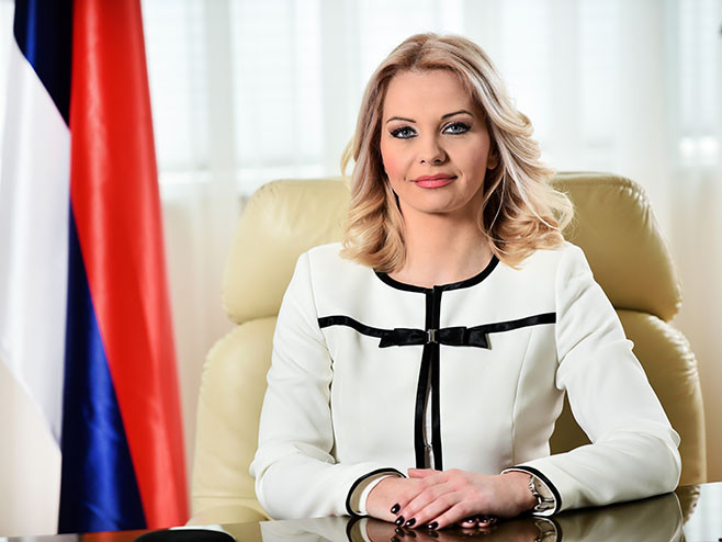 Srpska i Srbija sačuvaće ćirilicu