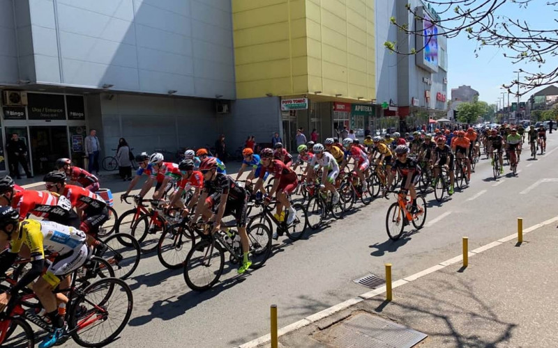 Biciklisti krenuli iz Bijeljine ka Tesliću