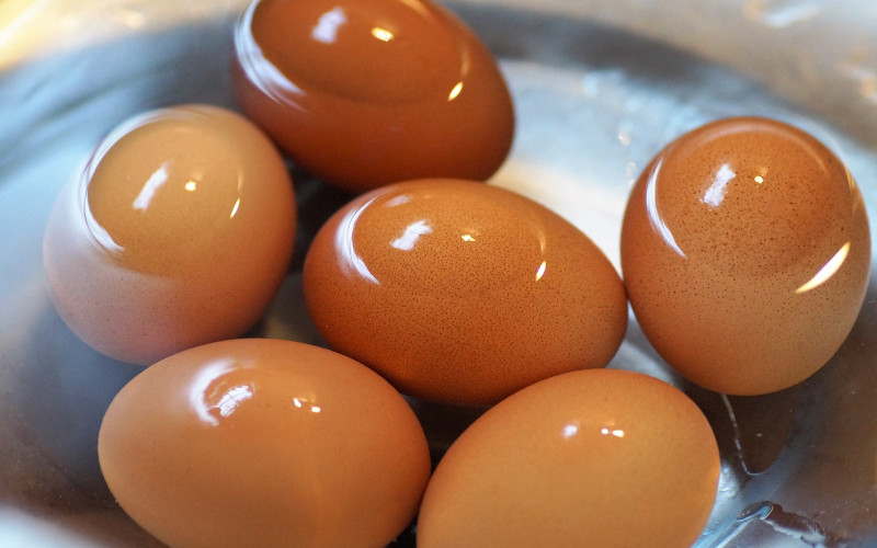 Trikovi uz pomoć kojih vam jaja neće pucati pri kuvanju