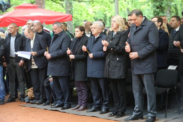 Služen parastos i pročitane molitve za jasenovačke žrtve