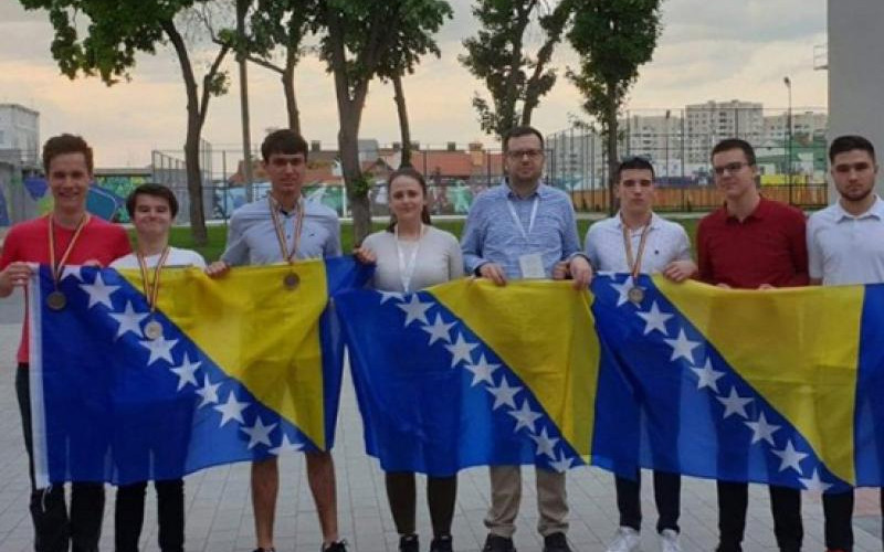 Matematičari iz BiH ponovo se okitili medaljama na Balkanskoj olimpijadi