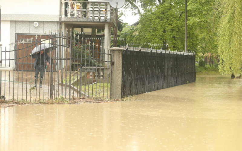 Mještani Lazareva: Plašimo se, nemamo vreće sa pijeskom