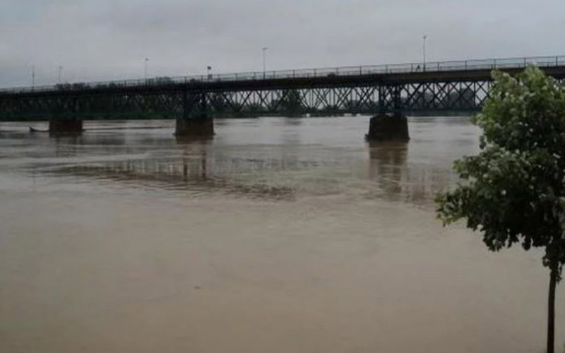 Nivo vodostaja rijeke Save i pritoka u porastu na području Brčkog