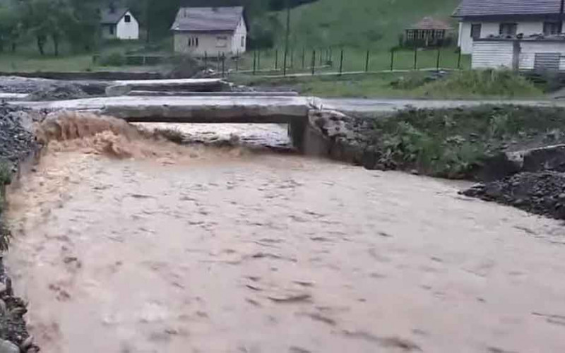 Šestogodišnji dječak upao u nabujali potok