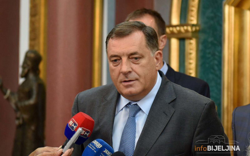 Dodik poručio da u BiH rata neće biti