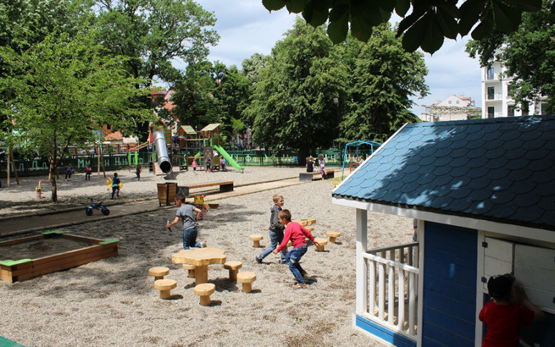 U Bijeljini izgrađeno prvo inkluzivno dječje igralište