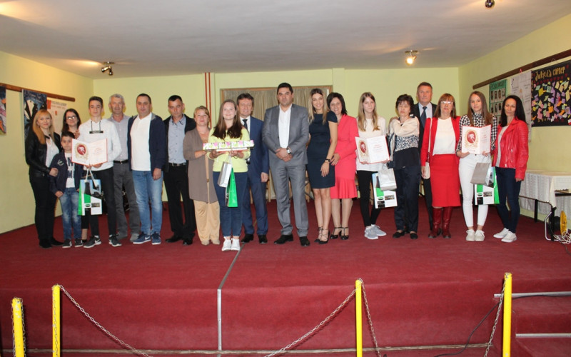 Ugljevik: Obilježen Dan učeničkog stvaralaštva