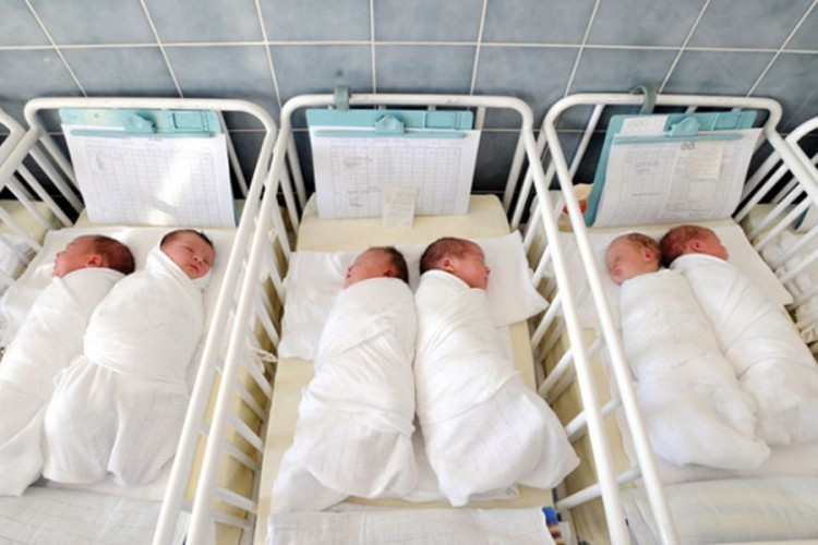 Bejbi bum u Srpskoj - Za 24 časa rođeno 35 beba