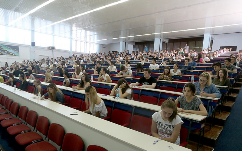 Svaki drugi student ne vjeruje institucijama Srpske