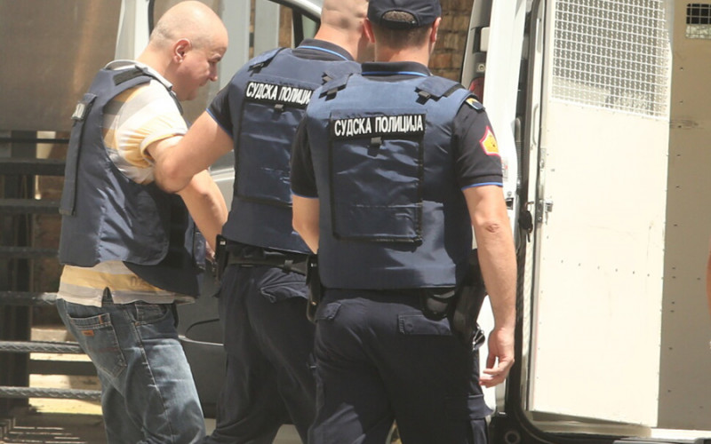 Đukanović u panciru zbog opasnosti od napada kriminalnih grupa