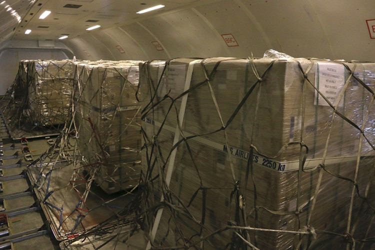 U avionima iz BiH četiri puta manje tereta