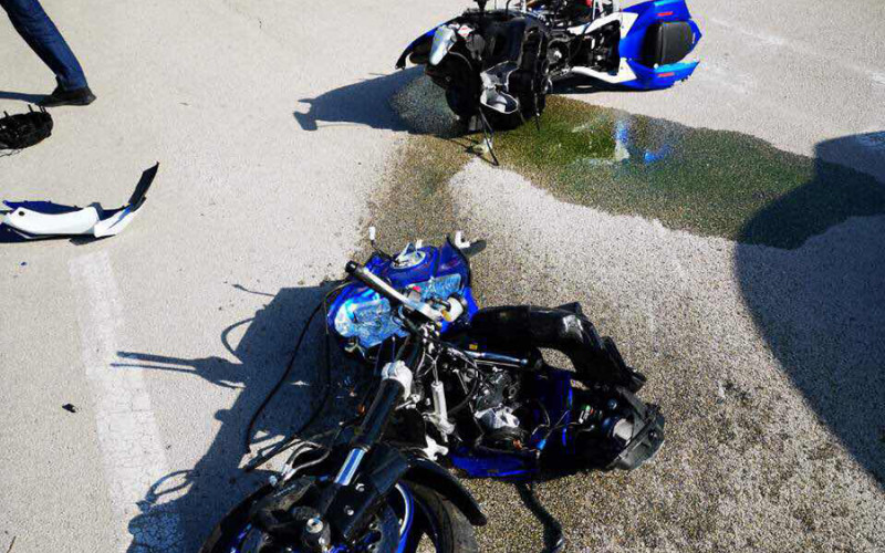 13 saobraćajki prethodne noći -Motociklista poginuo nakon sudara, 17 osoba povrijeđeno