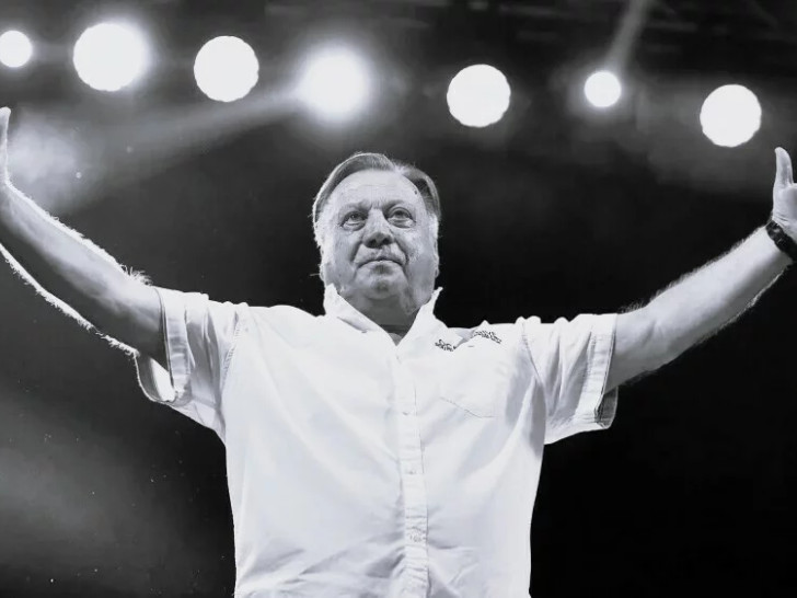 Da li je policija zabranila okupljanje u Modriči u čast Halida Bešlića