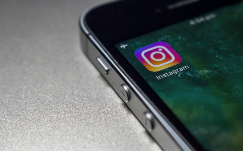 Velika čistka na „Instagramu“, obrisane desetine naloga sa milionima pratilaca