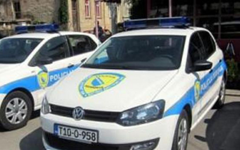 Pretresi na 30 lokacija u Brčkom, pronađena droga, oružje i novac