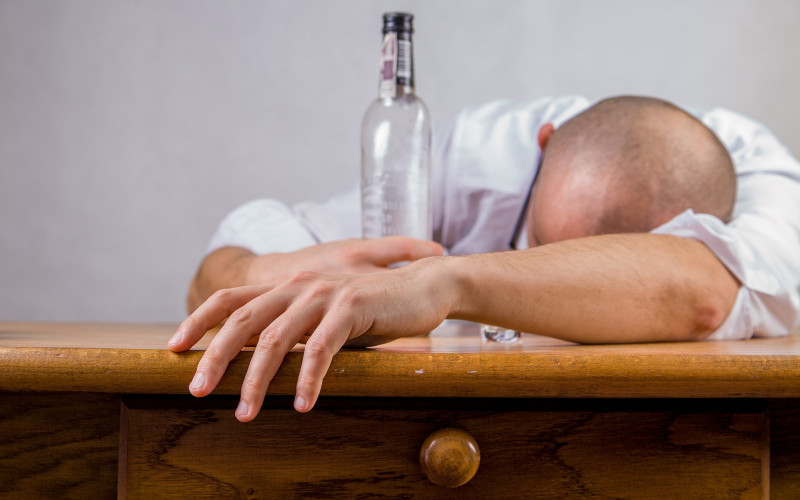 Pijan bez kapi alkohola – bakterije u želucu ga napijale