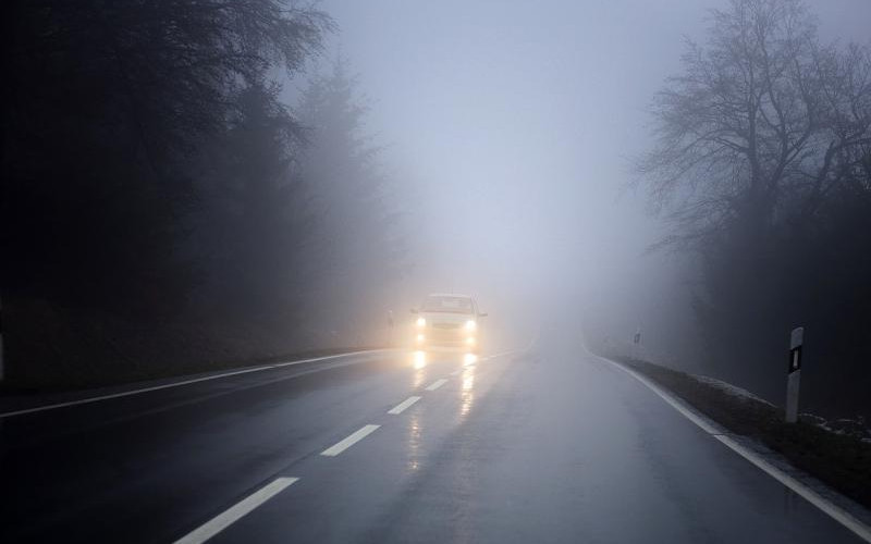 Nesmetano odvijanje saobraćaja: Oprez vozačima zbog magle i odrona