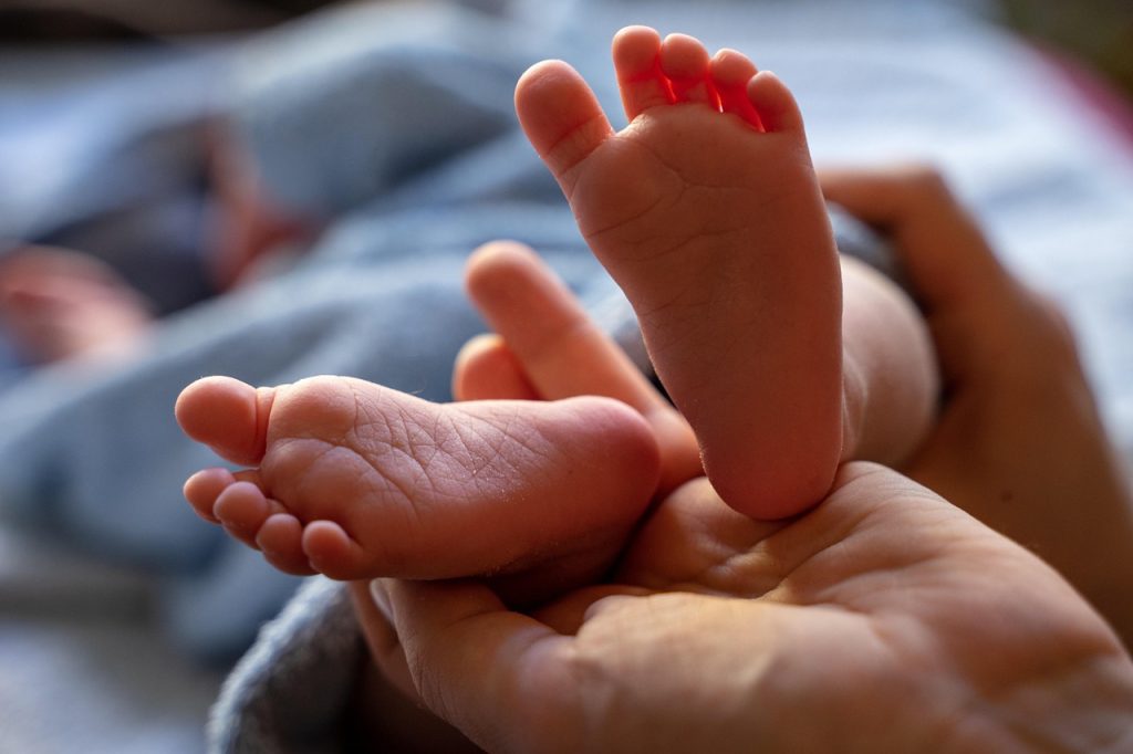 “Danone” povlači formule za bebe zbog kontaminacije
