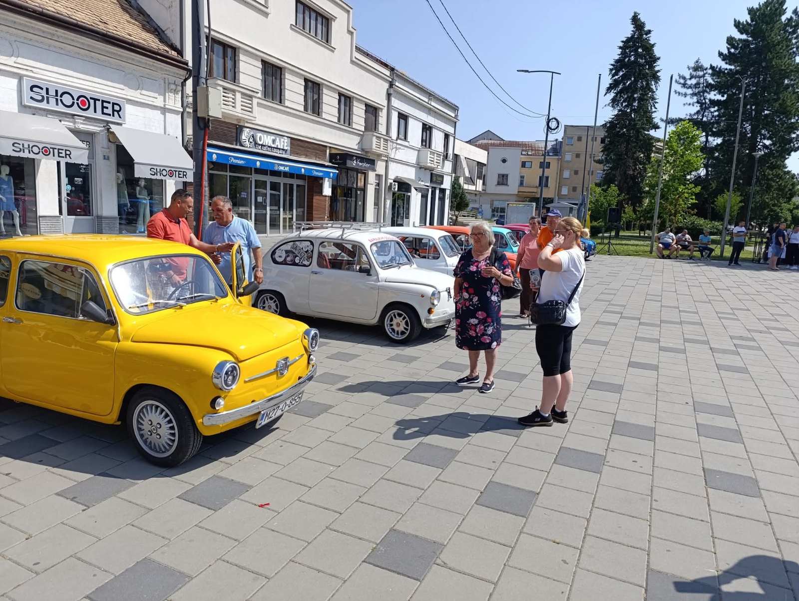 Atrakcija u Bijeljini: Danas defile legendarnih fića