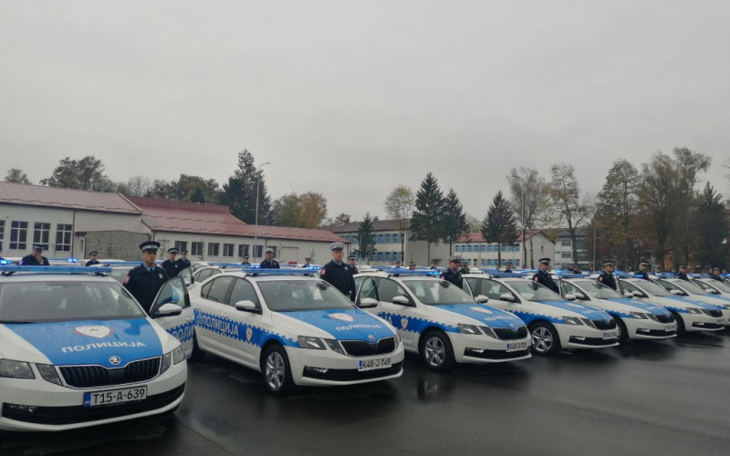 MUP Srpske predstavio 100 novih vozila