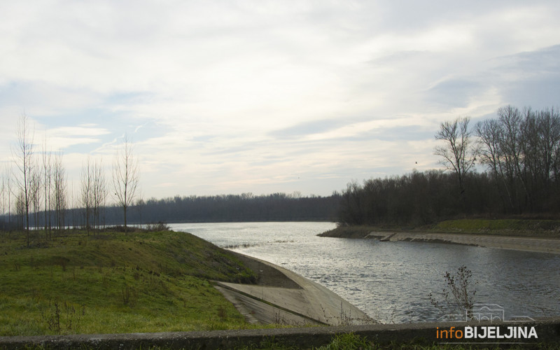 Danas oblačno i suvo