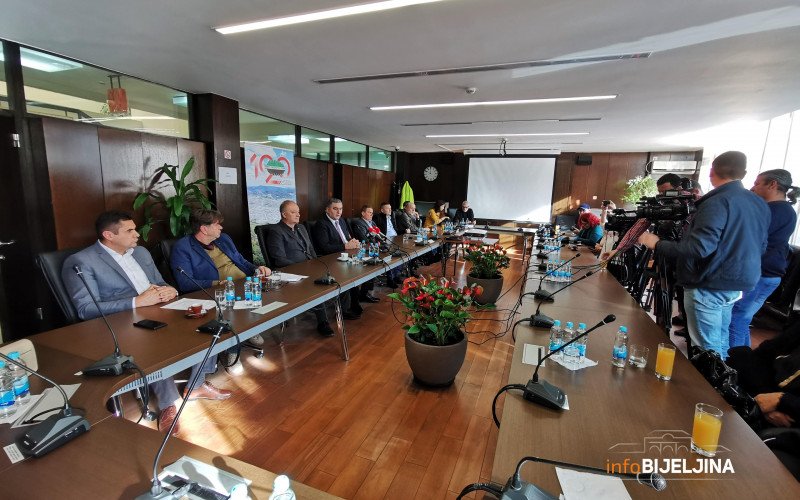 RiTE Ugljevik: Prijem za novinare uoči krsne slave preduzeća /FOTO/