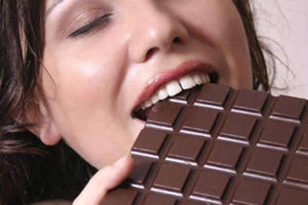 Jedenje tamne čokolade može proizvesti isti osjećaj kao kanabis?