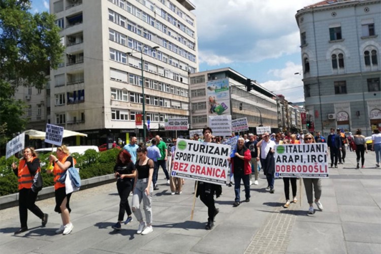 Protest u Sarajevu: Traže promjene uslova za ulazak stranaca u BiH
