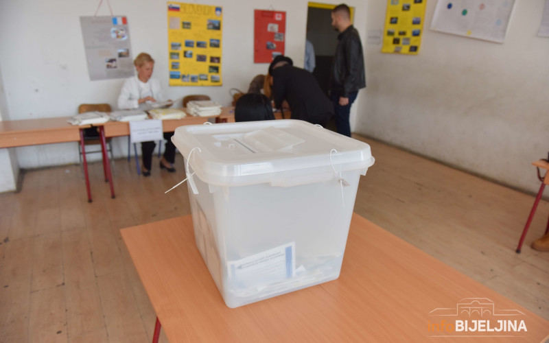 Izbori u Srbiji najvjerovatnije 19. ili 26. aprila?