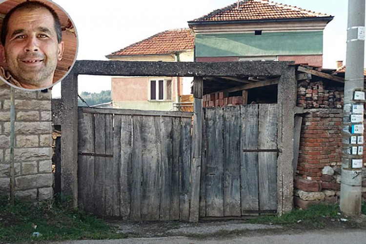 Kada je Berberin posljednji put pušten iz zatvora roditelji su sve djevojčice ošišali na kratko