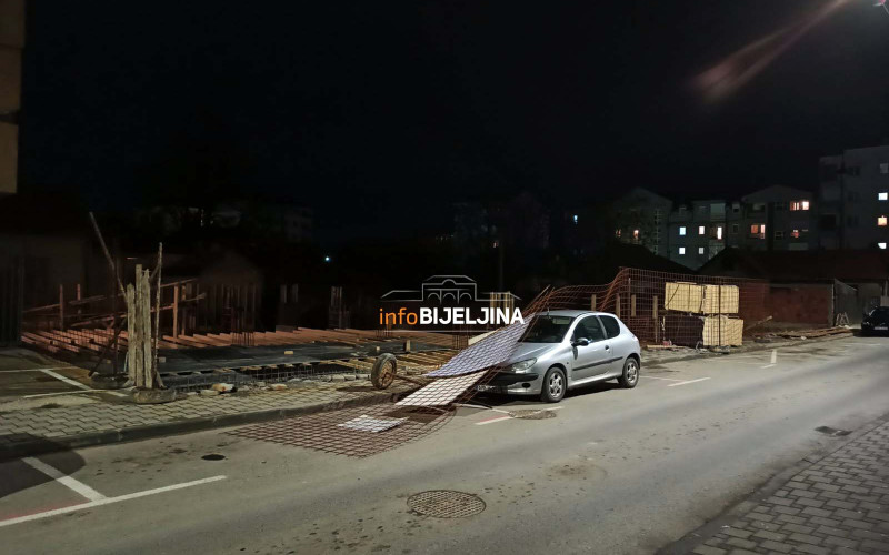 Bijeljina: Zaštitna ograda pala na „pežo“