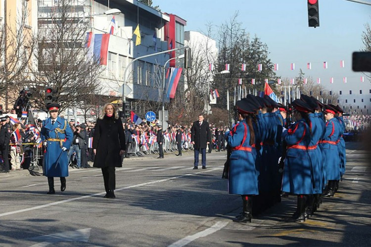 Svečani defile povodom Dana Republike Srpske