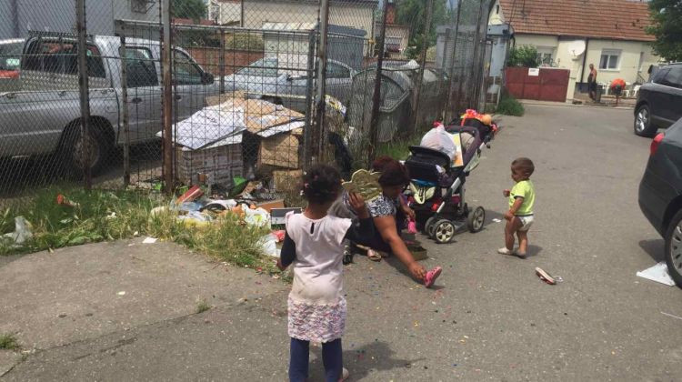 U Bijeljini svakodnevno pedesetoro mališana prisiljeno na prosjačenje: Zloupotreba djece bez odgovora pravde